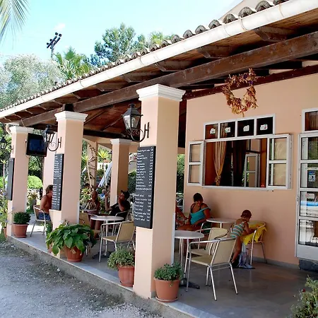 Happy Camp Mobile Homes In Karda Kamp alanı 4*