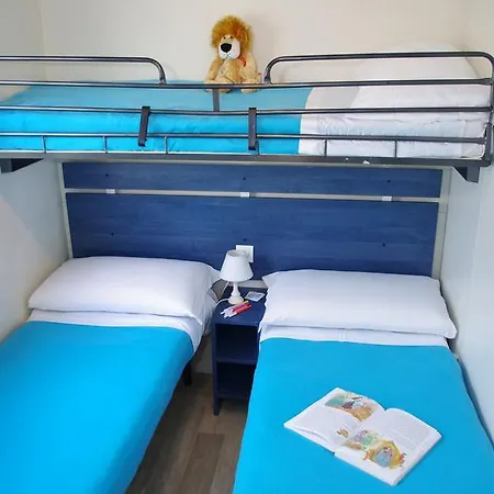Happy Camp Mobile Homes In Karda 4* ダシア