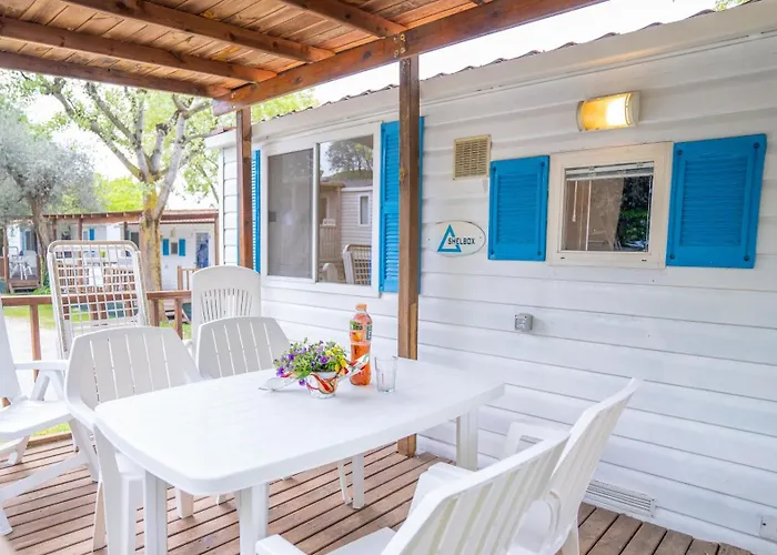 Happy Camp Mobile Homes In Karda مكان تخييم ذيسْخا