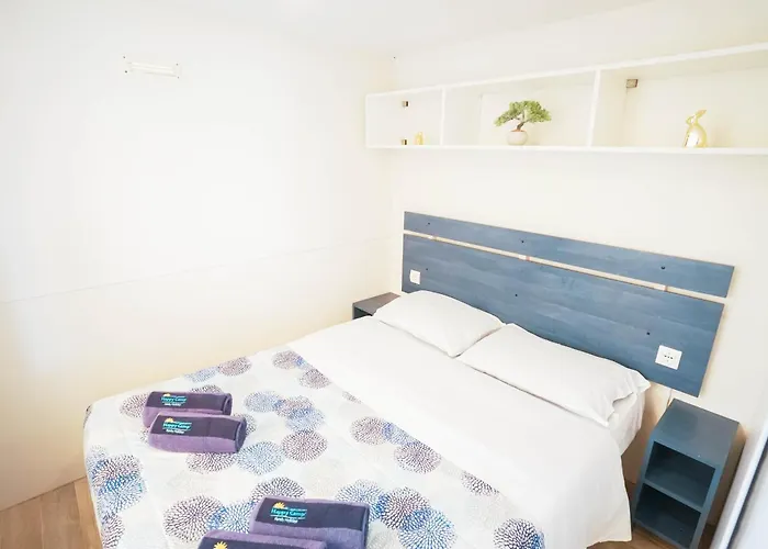 Happy Camp Mobile Homes In Karda مكان تخييم ذيسْخا
