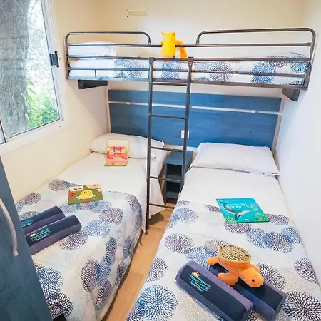 Happy Camp Mobile Homes In Karda Dassia (Corfu)