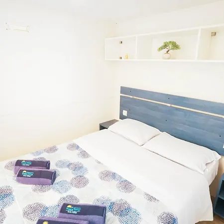 Happy Camp Mobile Homes In Karda Camping Dassia (Corfu)