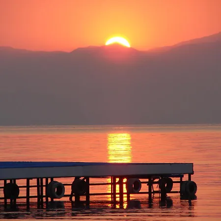 Happy Camp Mobile Homes In Karda 4*